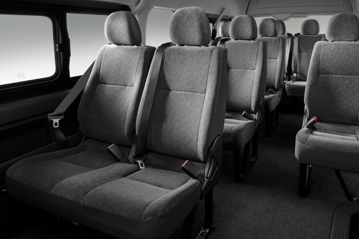 hiacecommuter_feature_img53