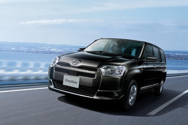 F（ハイブリッド車）