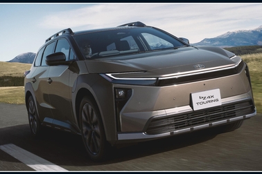 目 ボディータイプ  SUV 車種  bZ4X Touring